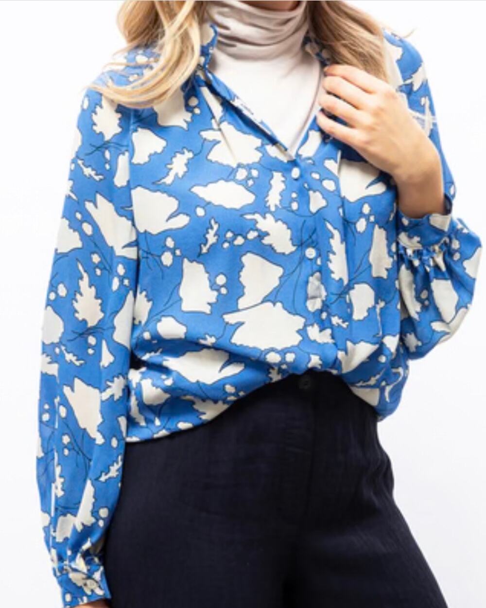 Raquel Allegra Silk Victorian Ruffle Blouse in French Blue Sz. 1 (US S)